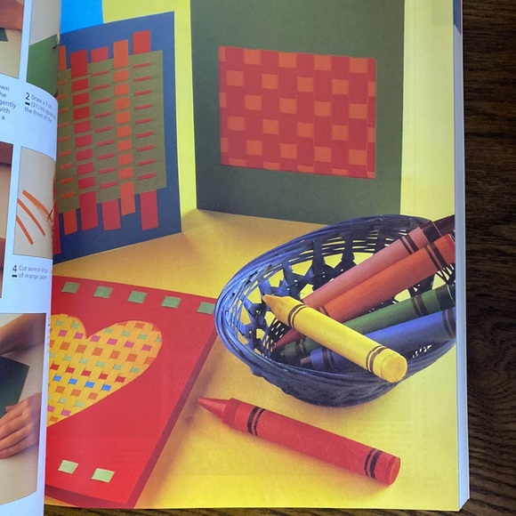 Paper crafts and Origami instruction book - Picture 6 of 8